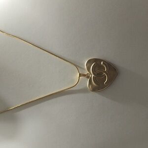 CHANEL Authentic Gold Hammered Heart 18K Gold Necklace